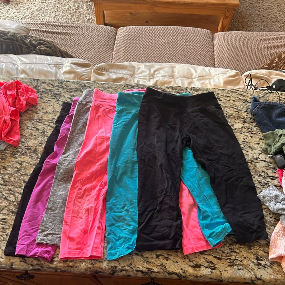 Set of six Justice capri leggings for young girls